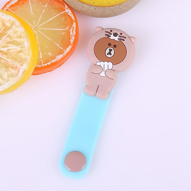 Cartoon Brown Bear Silica Gel Cable Winder Earphone Protector USB Unisex Phone Holder Accessory Organizers Travel Accessories