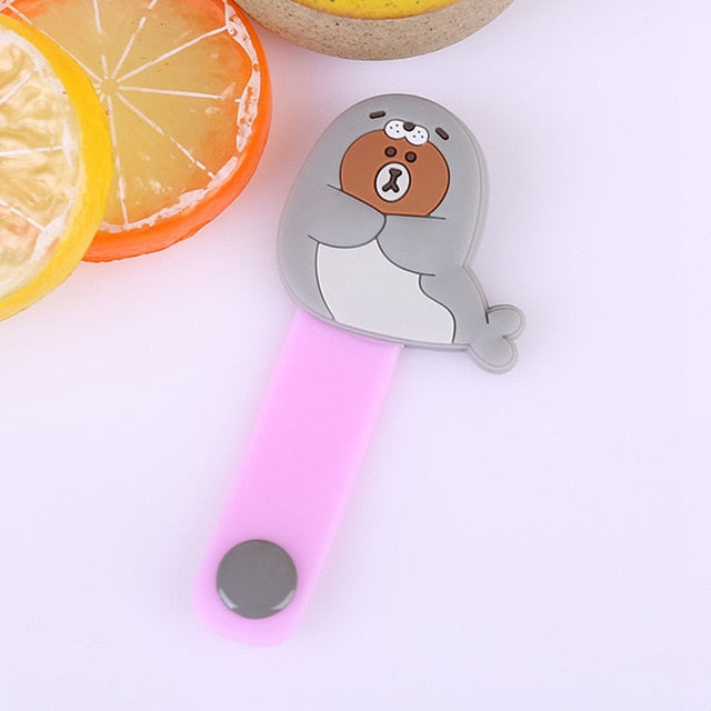 Cartoon Brown Bear Silica Gel Cable Winder Earphone Protector USB Unisex Phone Holder Accessory Organizers Travel Accessories